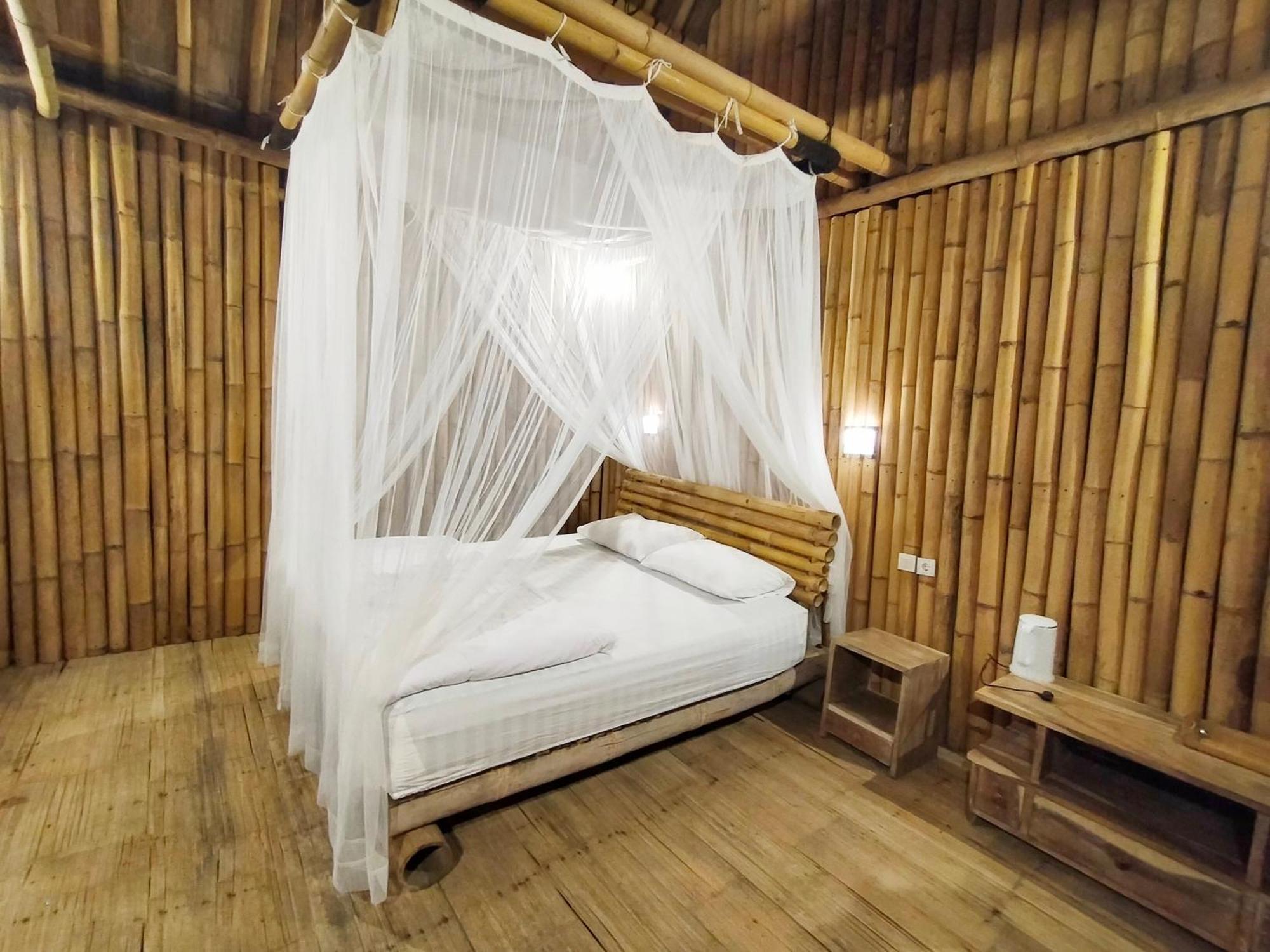 Loca Lobo Lodges Riung, Flores Bagian luar foto