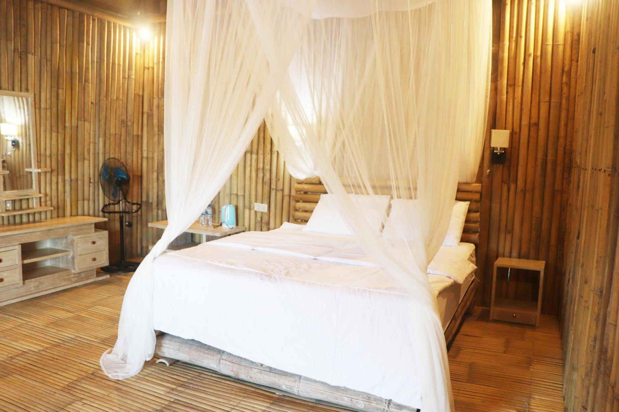 Loca Lobo Lodges Riung, Flores Bagian luar foto